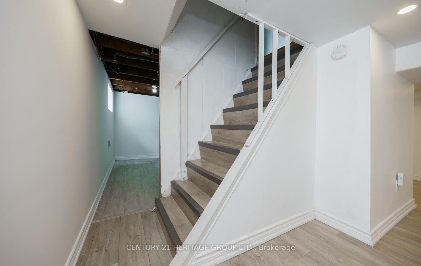 203 Hibbert Avenue, Oshawa, ON, L1J 1V4 - 21
