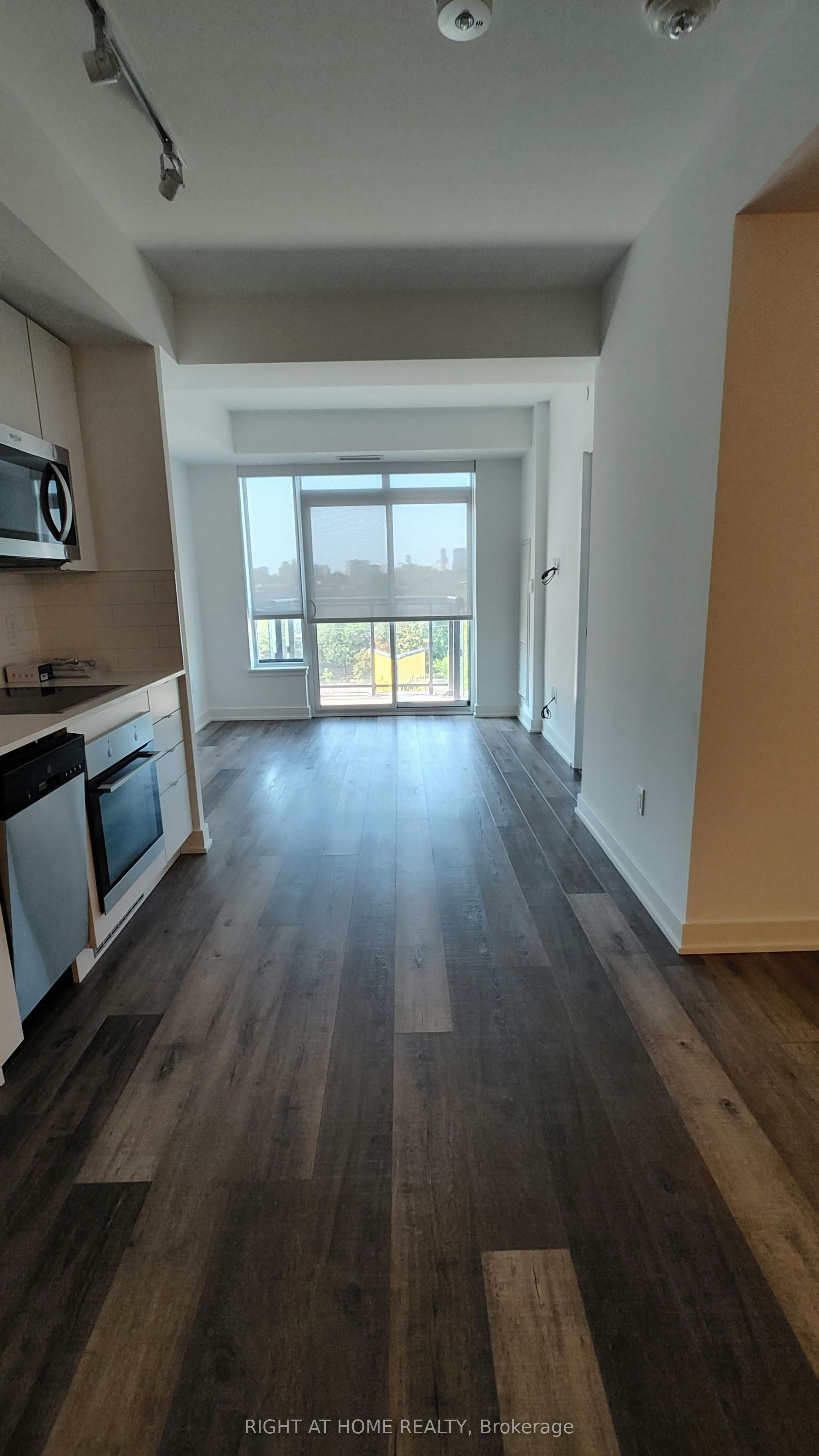 606-630 Greenwood Avenue, Toronto, ON, M4J 0A8 - 4