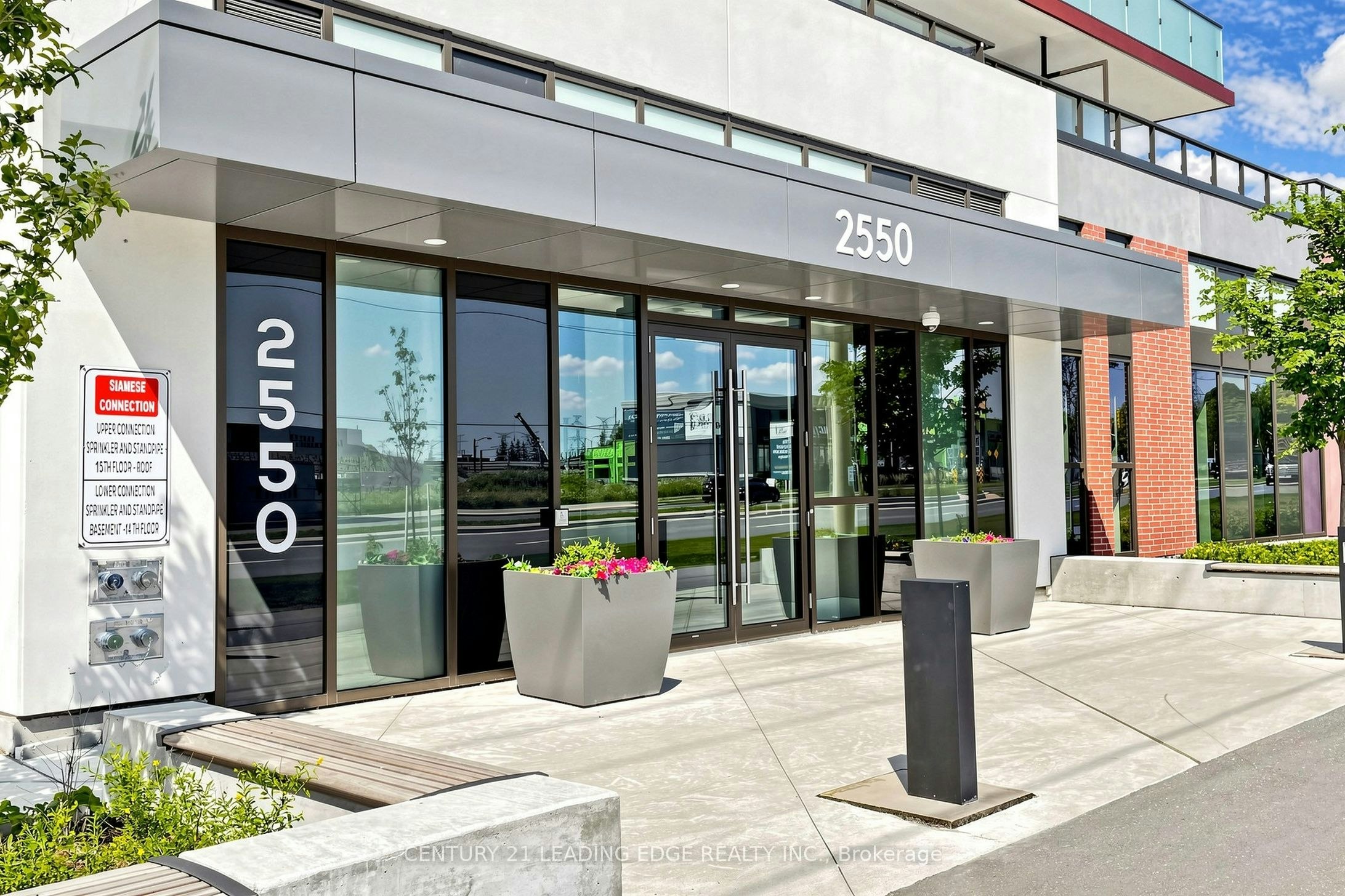 409-2550 Simcoe Street N, Oshawa, ON, L1L 0R5 - 2