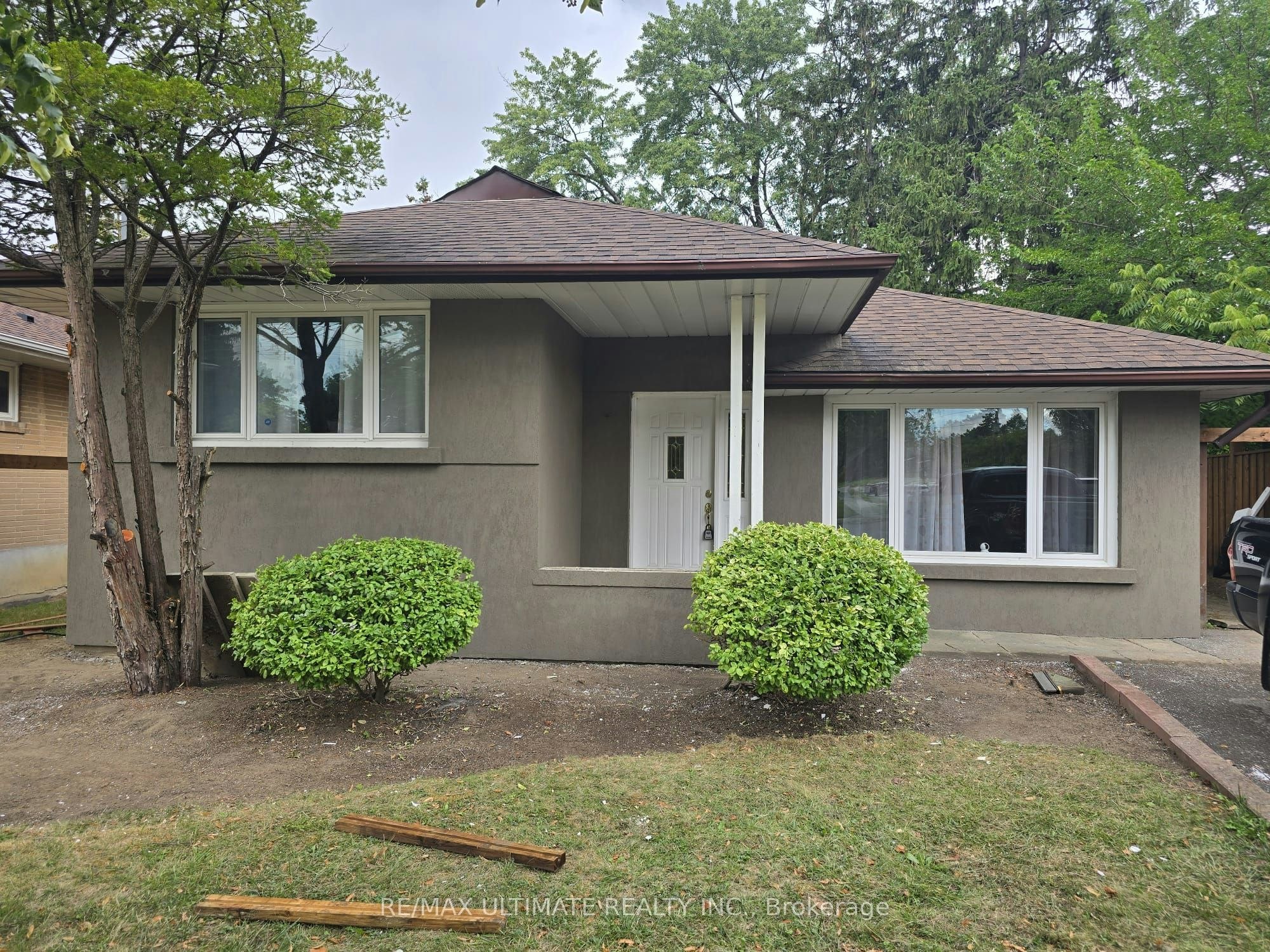 50 Charlemont Crescent, Toronto, ON, M1T 1M4