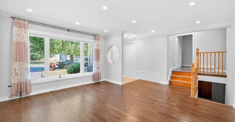 50 Charlemont Crescent, Toronto, ON, M1T 1M4 - 6
