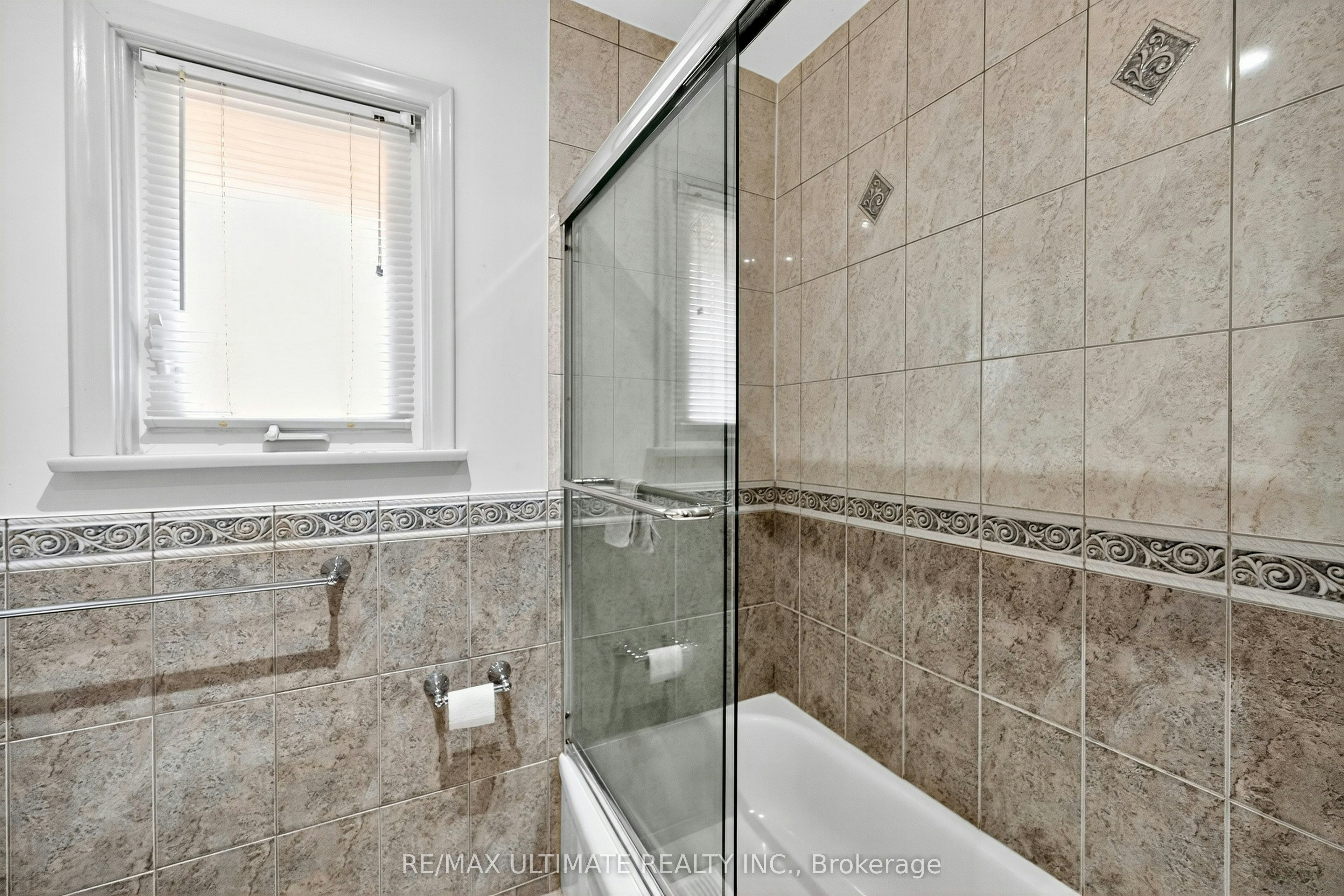 50 Charlemont Crescent, Toronto, ON, M1T 1M4 - 20