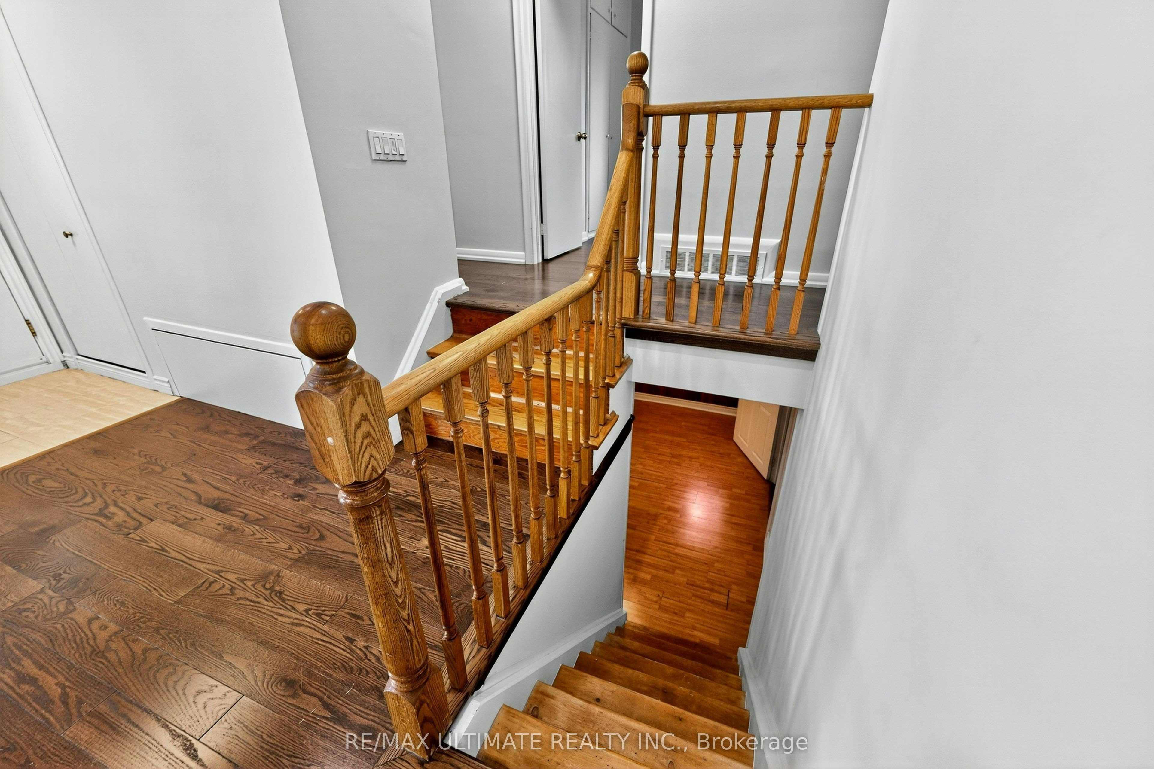 50 Charlemont Crescent, Toronto, ON, M1T 1M4 - 25