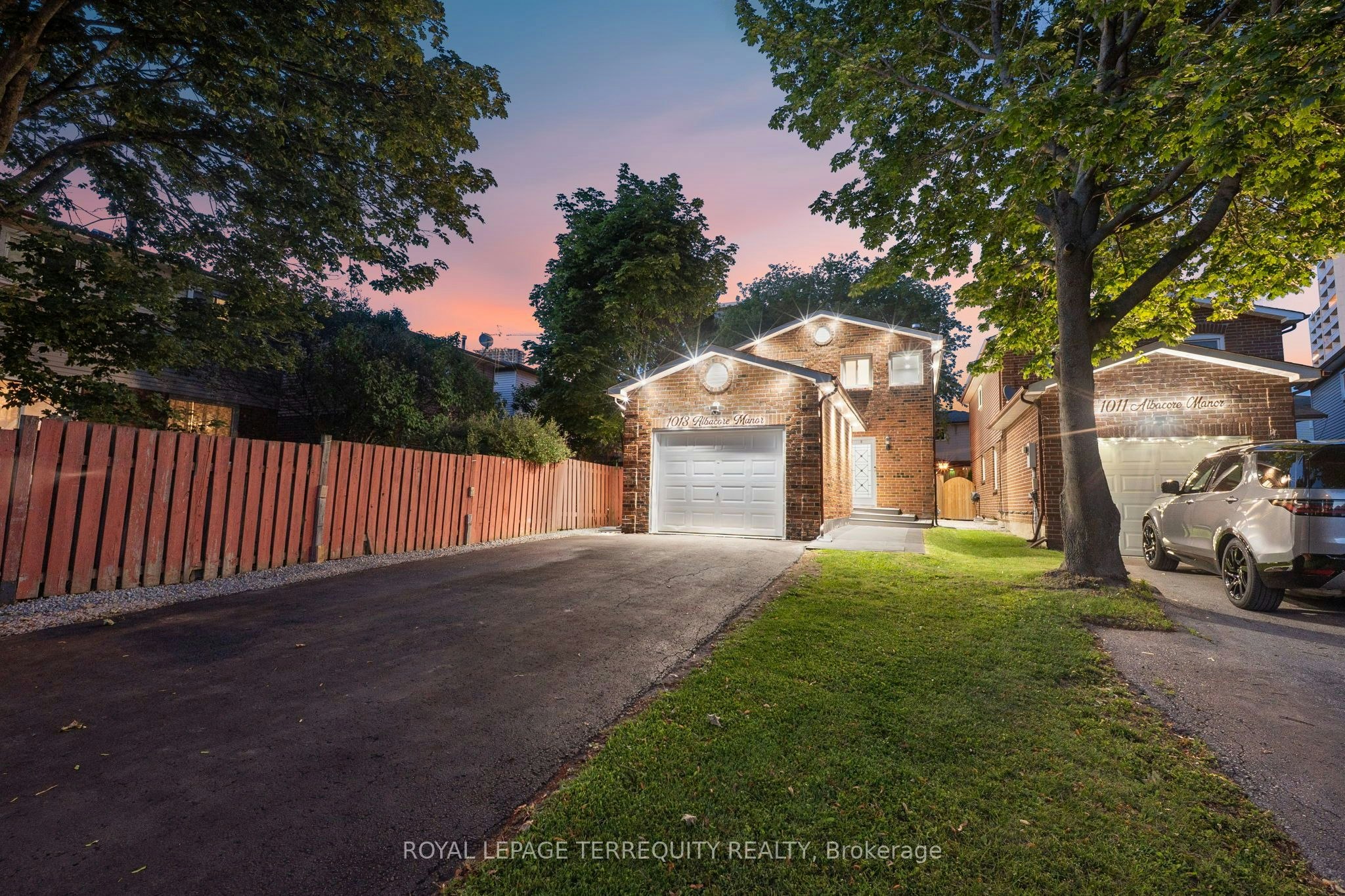 1013 Albacore Manor, Pickering, ON, L1W 3S9