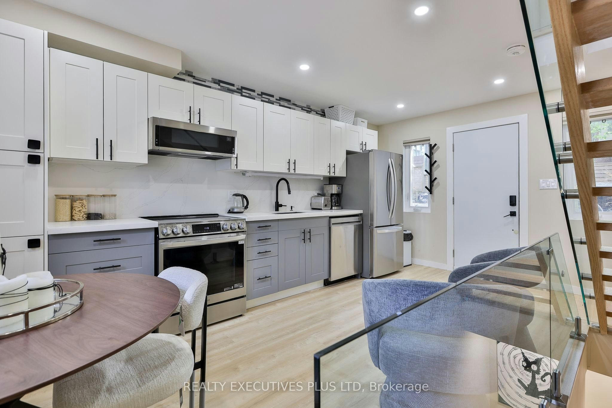 Laneway-199 Beech Avenue, Toronto, ON, M4E 3H8 - 9