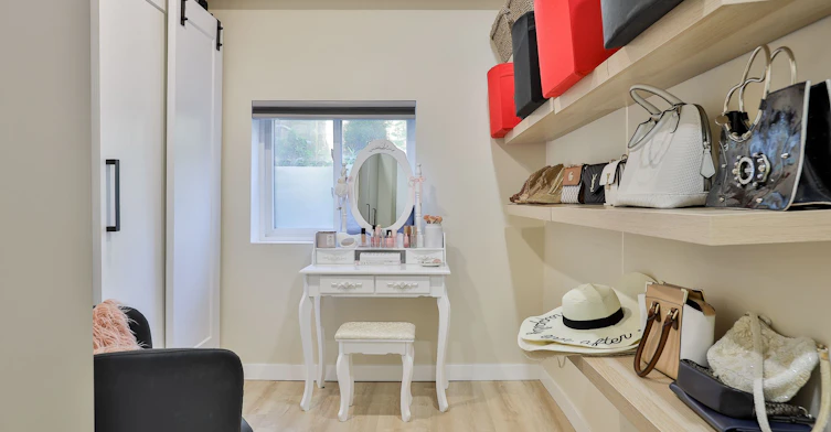 Laneway-199 Beech Avenue, Toronto, ON, M4E 3H8 - 38