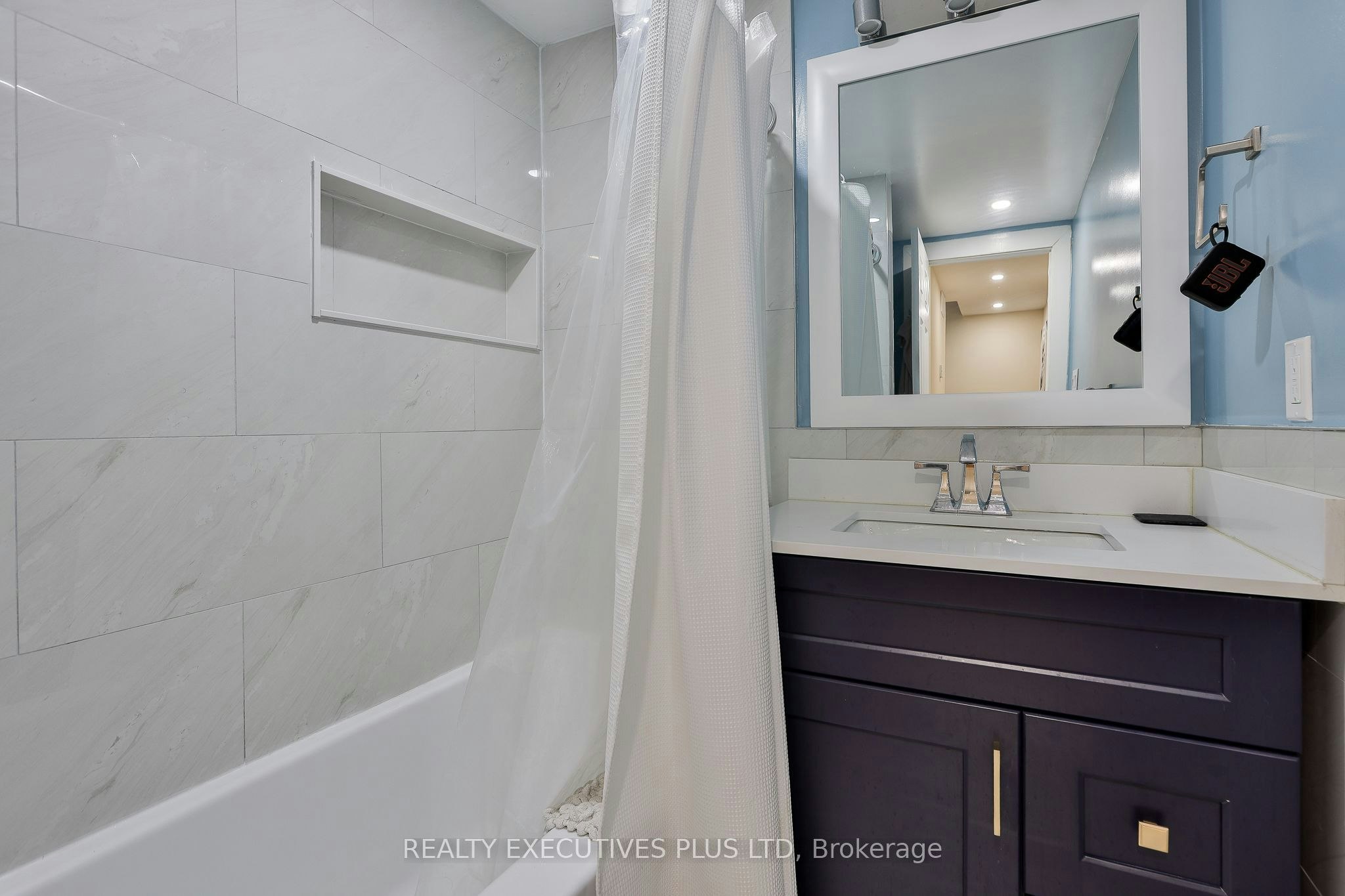 Laneway-199 Beech Avenue, Toronto, ON, M4E 3H8 - 43
