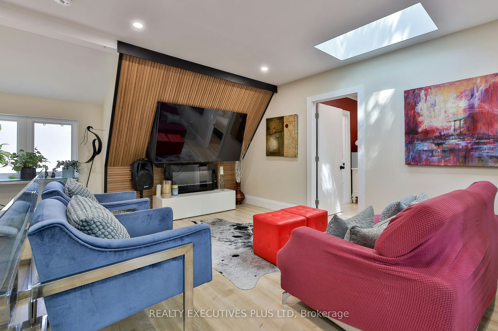 Laneway-199 Beech Avenue, Toronto, ON, M4E 3H8 - 19