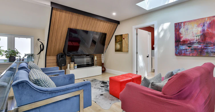 Laneway-199 Beech Avenue, Toronto, ON, M4E 3H8 - 19