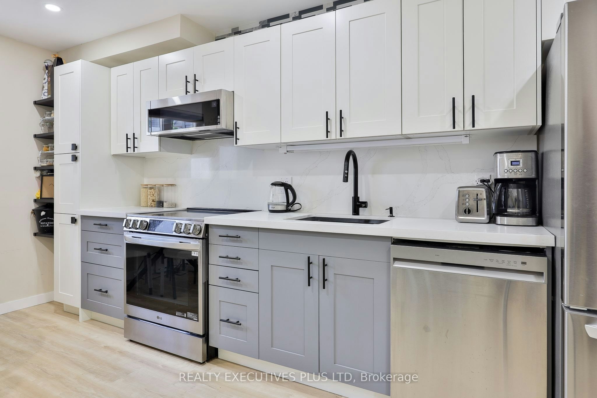 Laneway-199 Beech Avenue, Toronto, ON, M4E 3H8 - 4