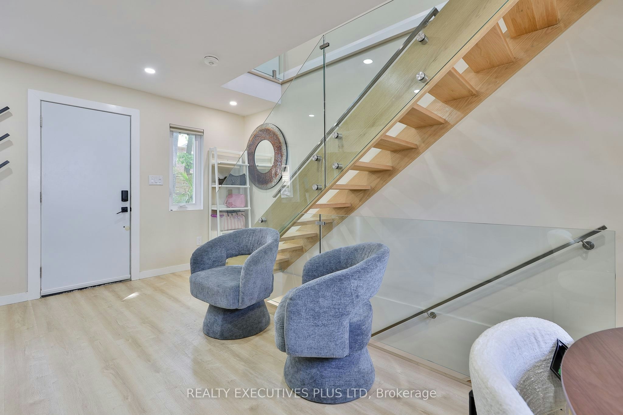 Laneway-199 Beech Avenue, Toronto, ON, M4E 3H8 - 14