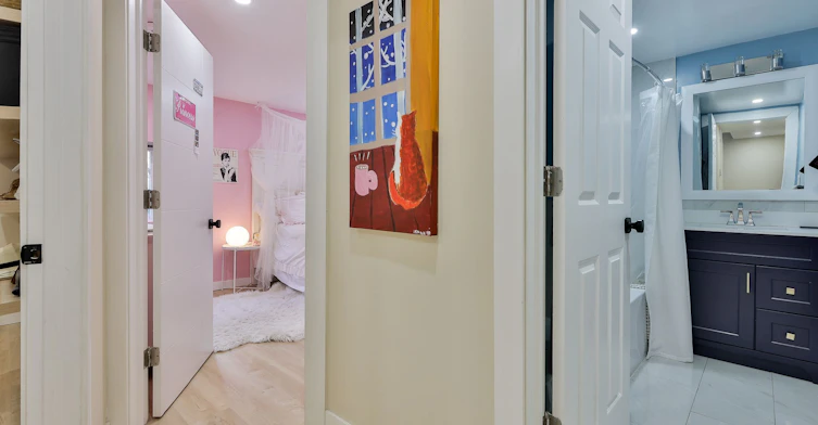 Laneway-199 Beech Avenue, Toronto, ON, M4E 3H8 - 42