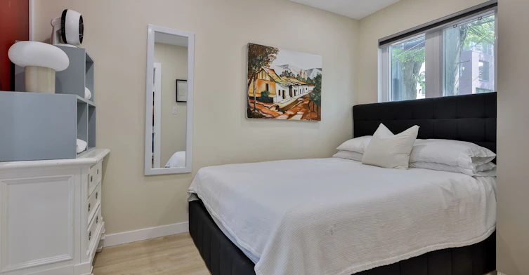 Laneway-199 Beech Avenue, Toronto, ON, M4E 3H8 - 26
