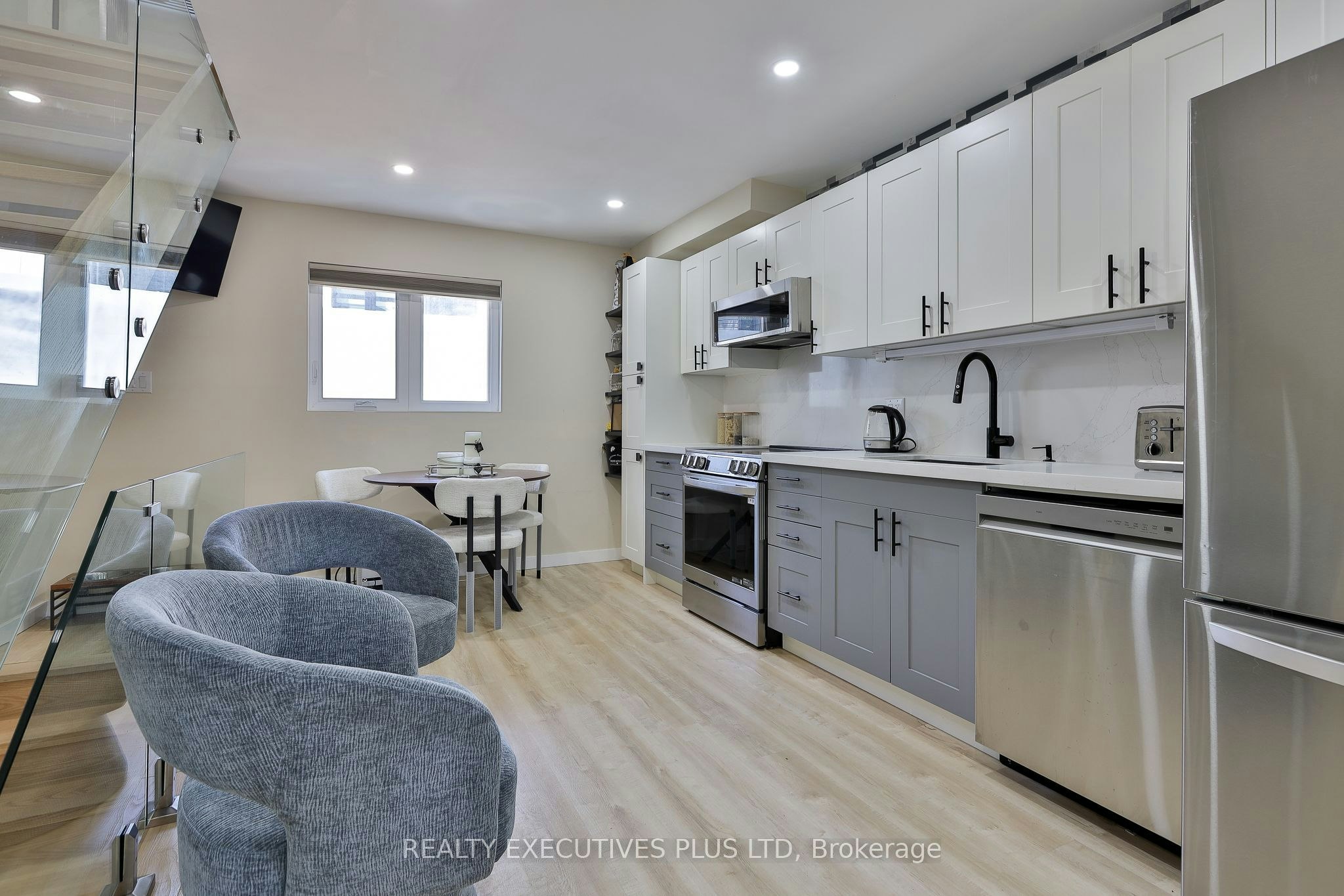 Laneway-199 Beech Avenue, Toronto, ON, M4E 3H8 - 2