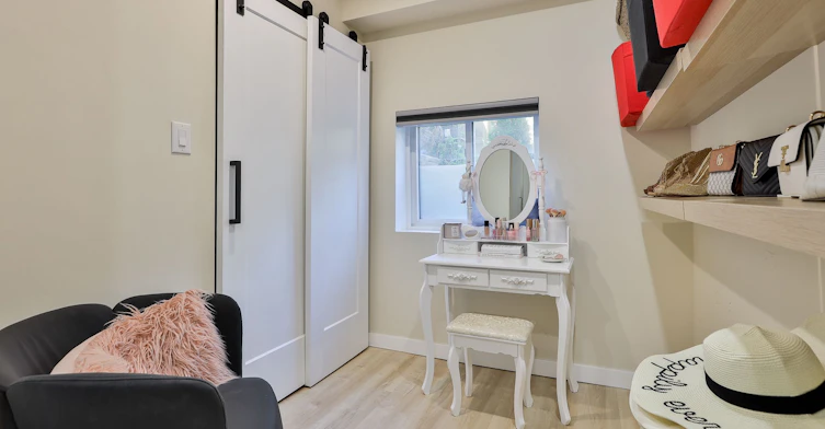 Laneway-199 Beech Avenue, Toronto, ON, M4E 3H8 - 39