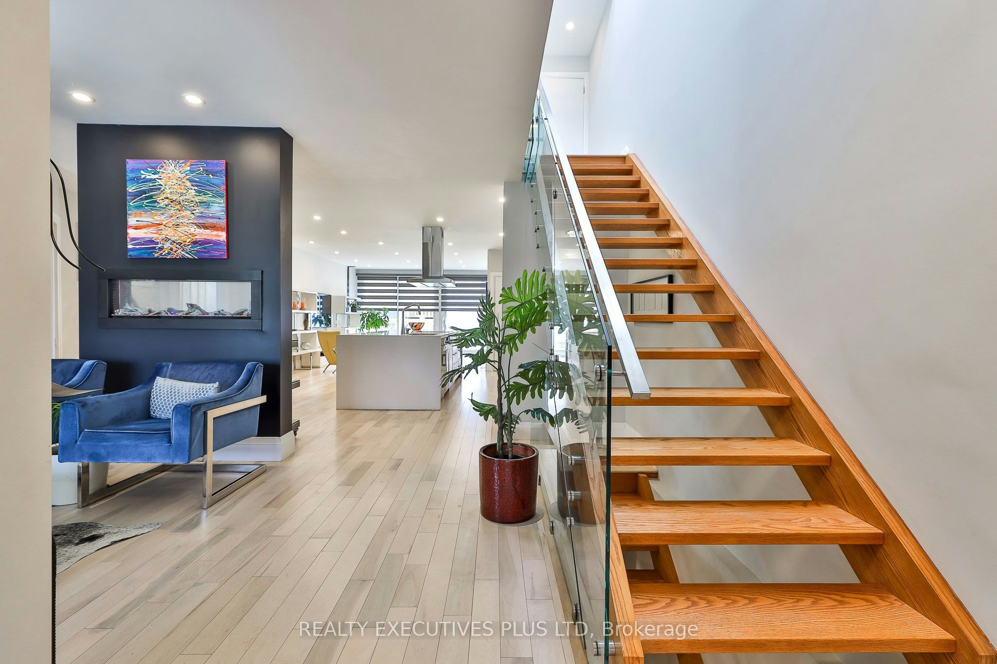 Main House-199 Beech Avenue, Toronto, ON, M4E 3H8 - 2