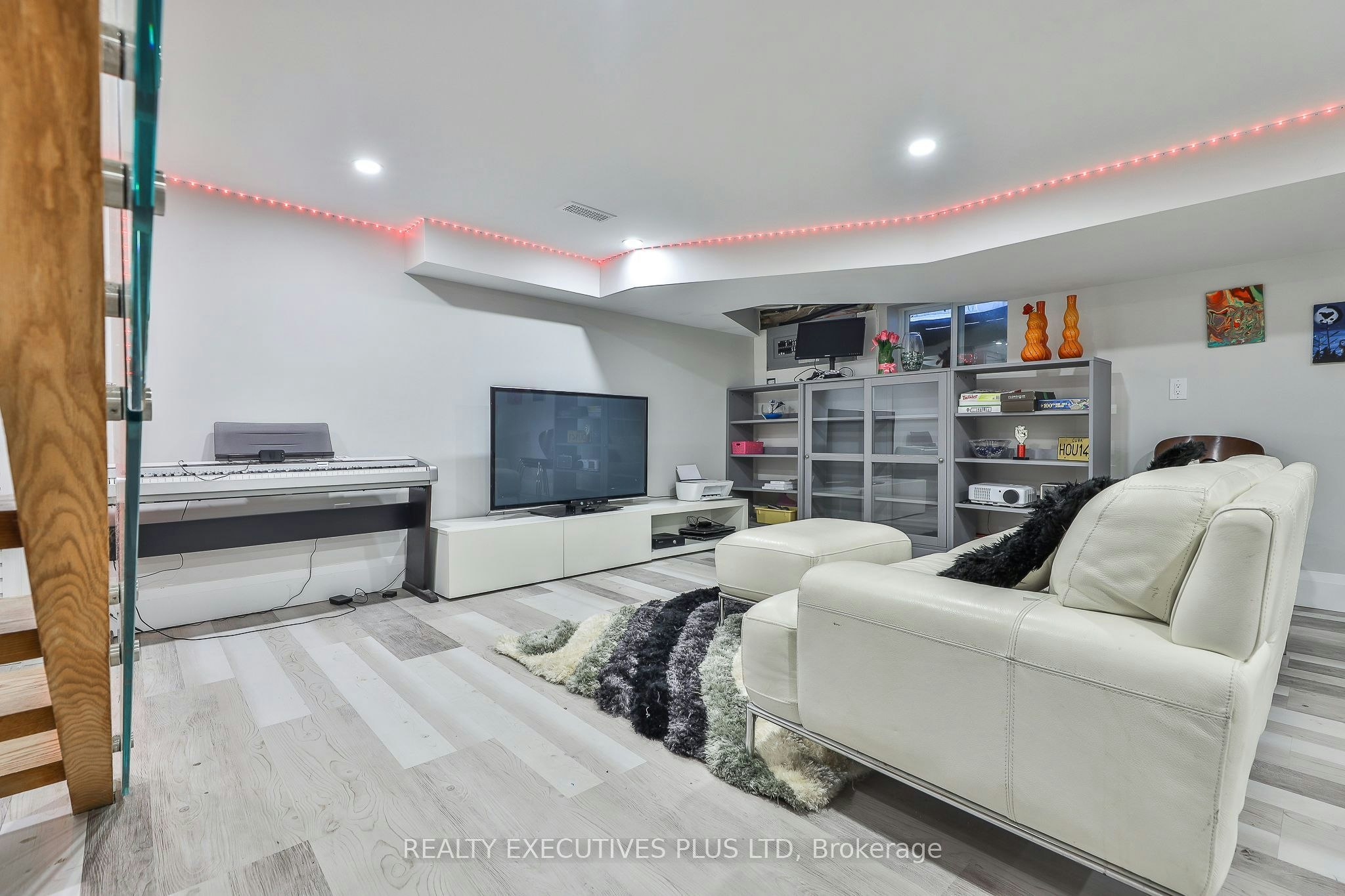 Main House-199 Beech Avenue, Toronto, ON, M4E 3H8 - 40