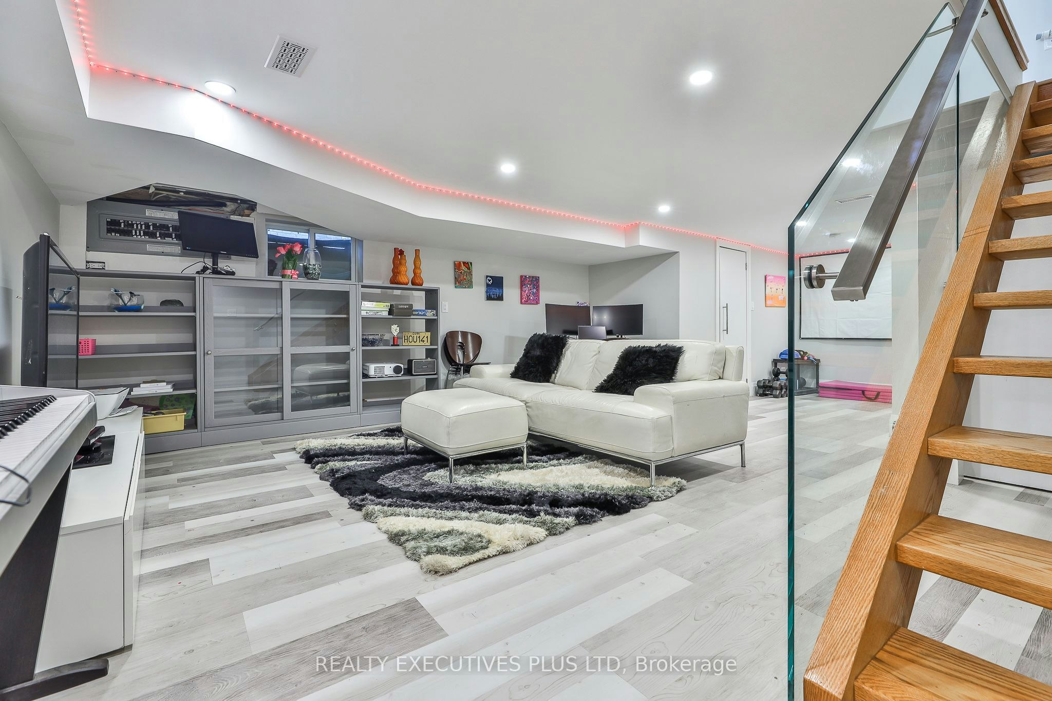 Main House-199 Beech Avenue, Toronto, ON, M4E 3H8 - 39