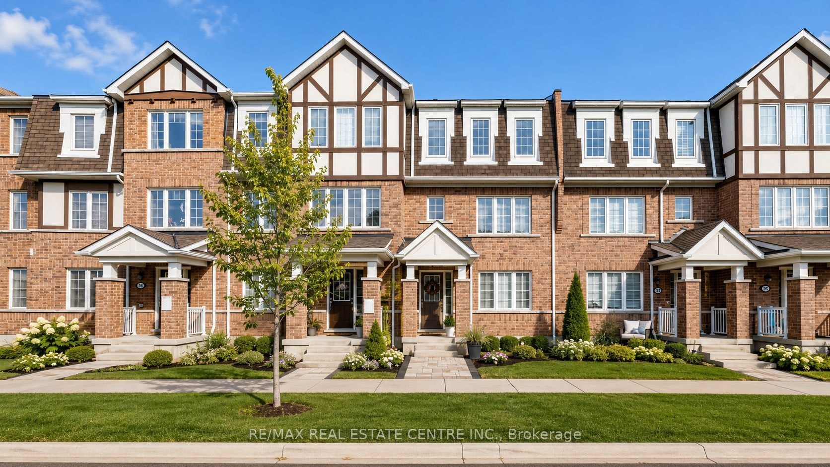 32 Bluegill Crescent, Whitby, ON, L1P 0E4