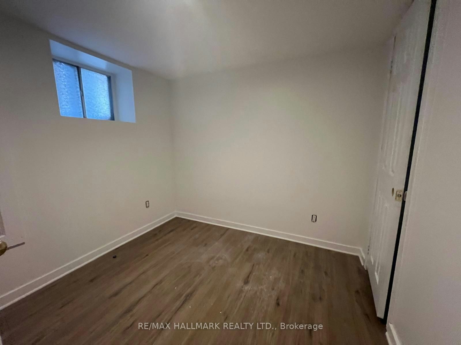 Lower-202 Heward Avenue, Toronto, ON, M4M 2T7 - 14