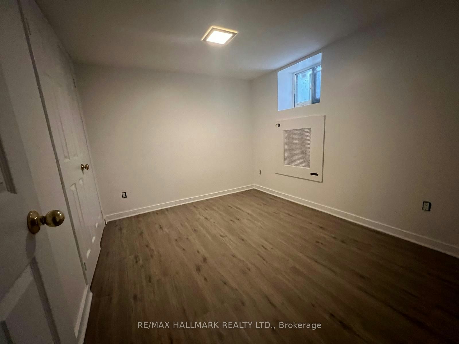 Lower-202 Heward Avenue, Toronto, ON, M4M 2T7 - 12