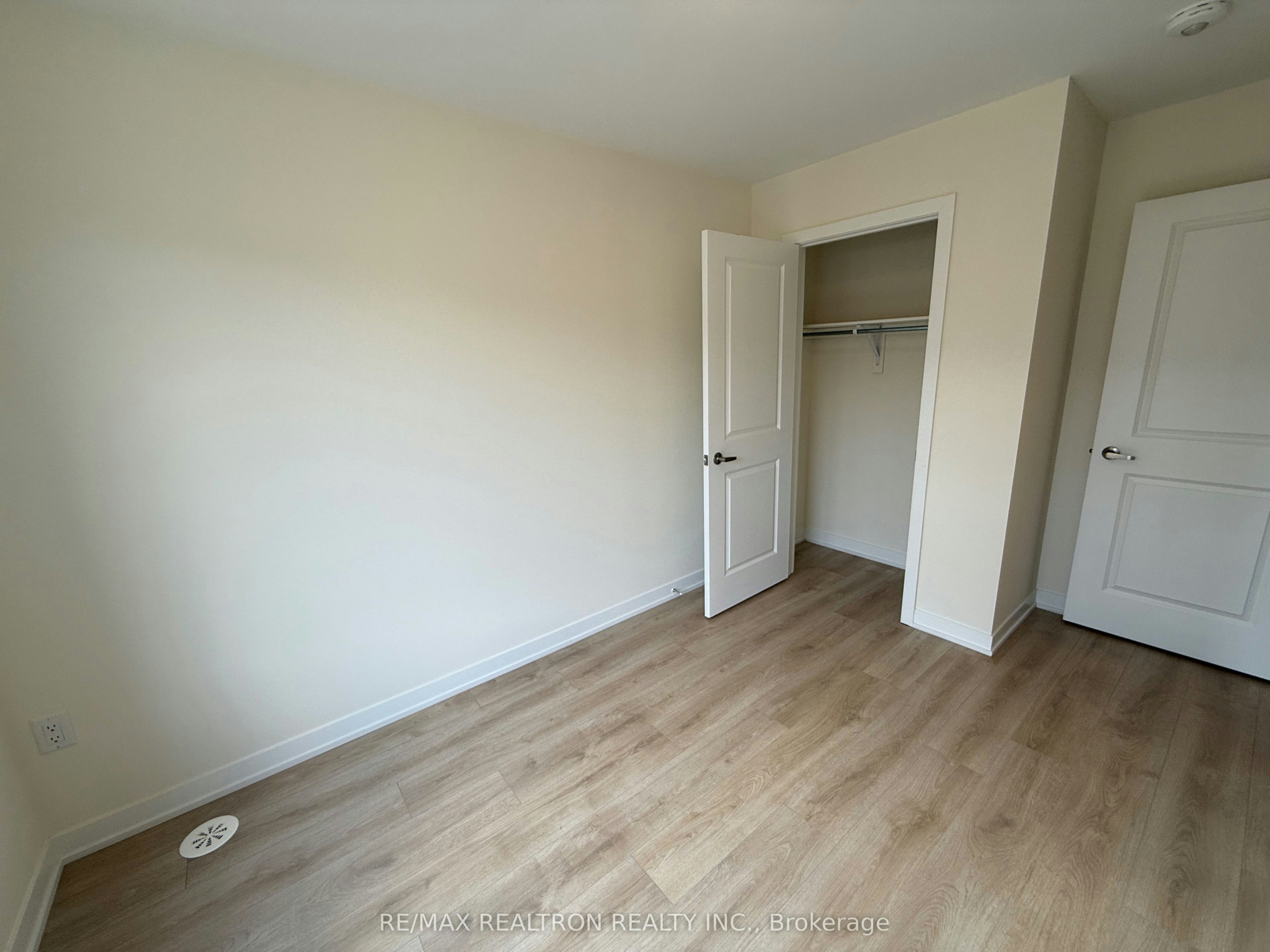 1206-1695 Dersan Street E, Pickering, ON, L1X 0S9 - 19