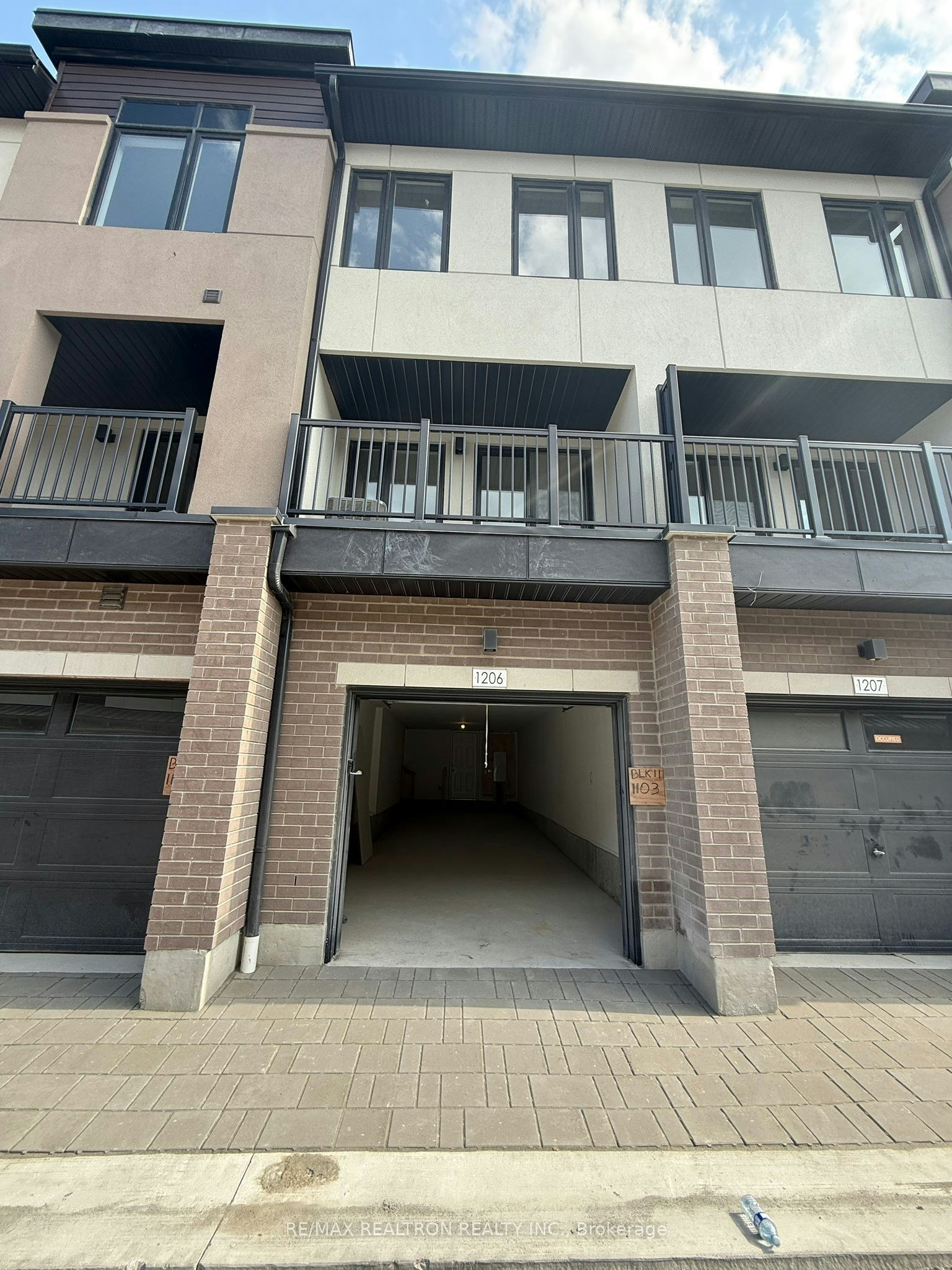 1206-1695 Dersan Street E, Pickering, ON, L1X 0S9 - 23
