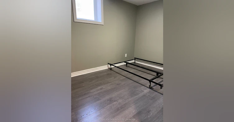 7 Barnwell Drive, Toronto, ON, M1V 1Y7 - 5