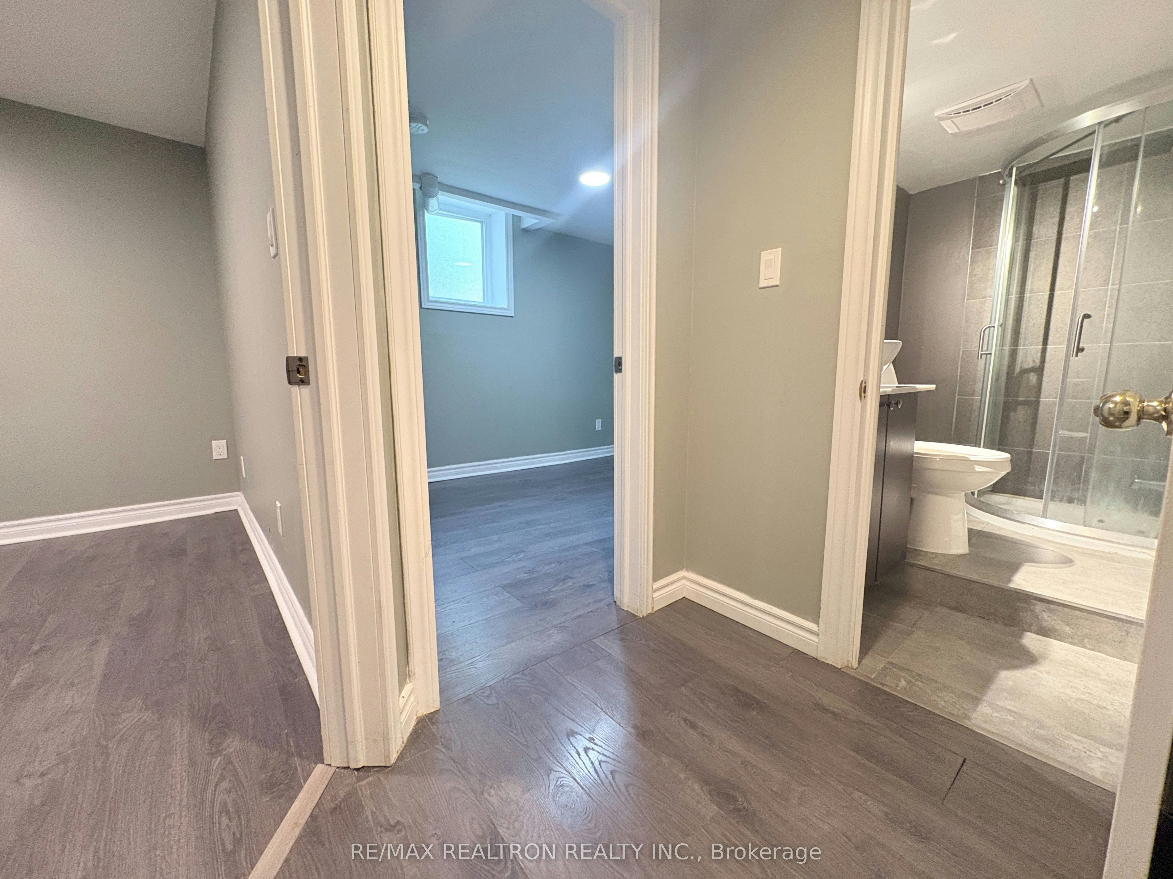 7 Barnwell Drive, Toronto, ON, M1V 1Y7 - 13