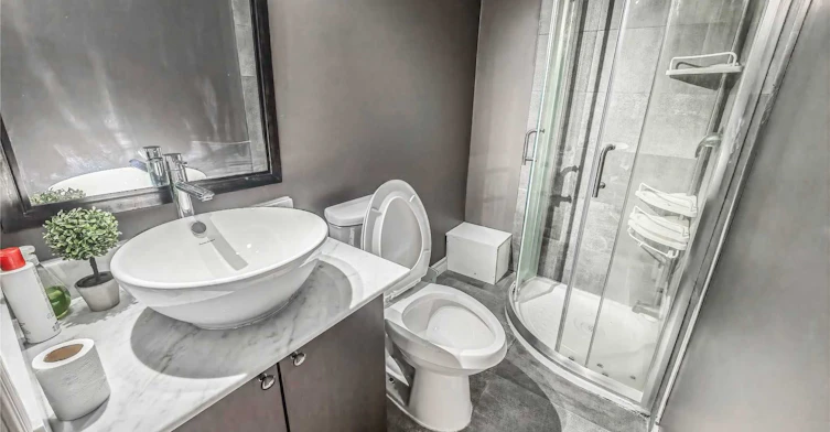 7 Barnwell Drive, Toronto, ON, M1V 1Y7 - 4