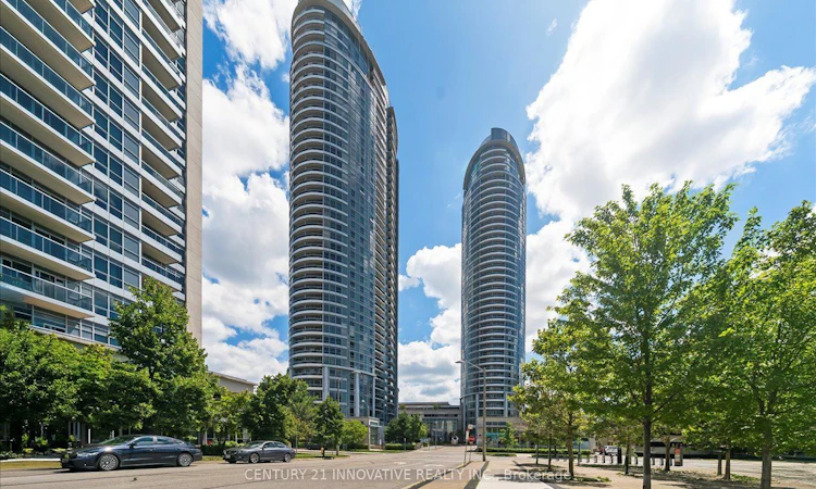 3501-125 Village Green Square