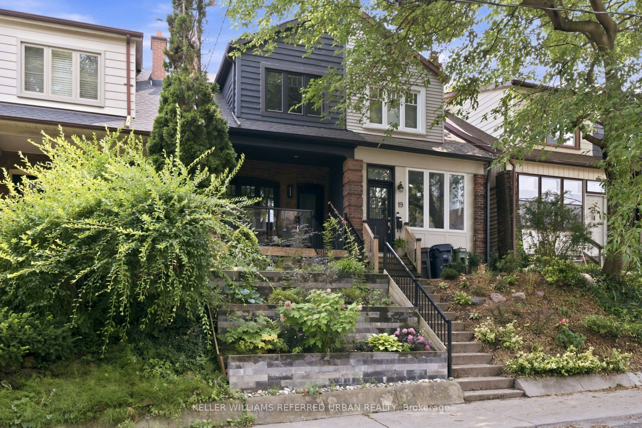 21 Millbrook Crescent, Toronto, ON, M4K 1H2