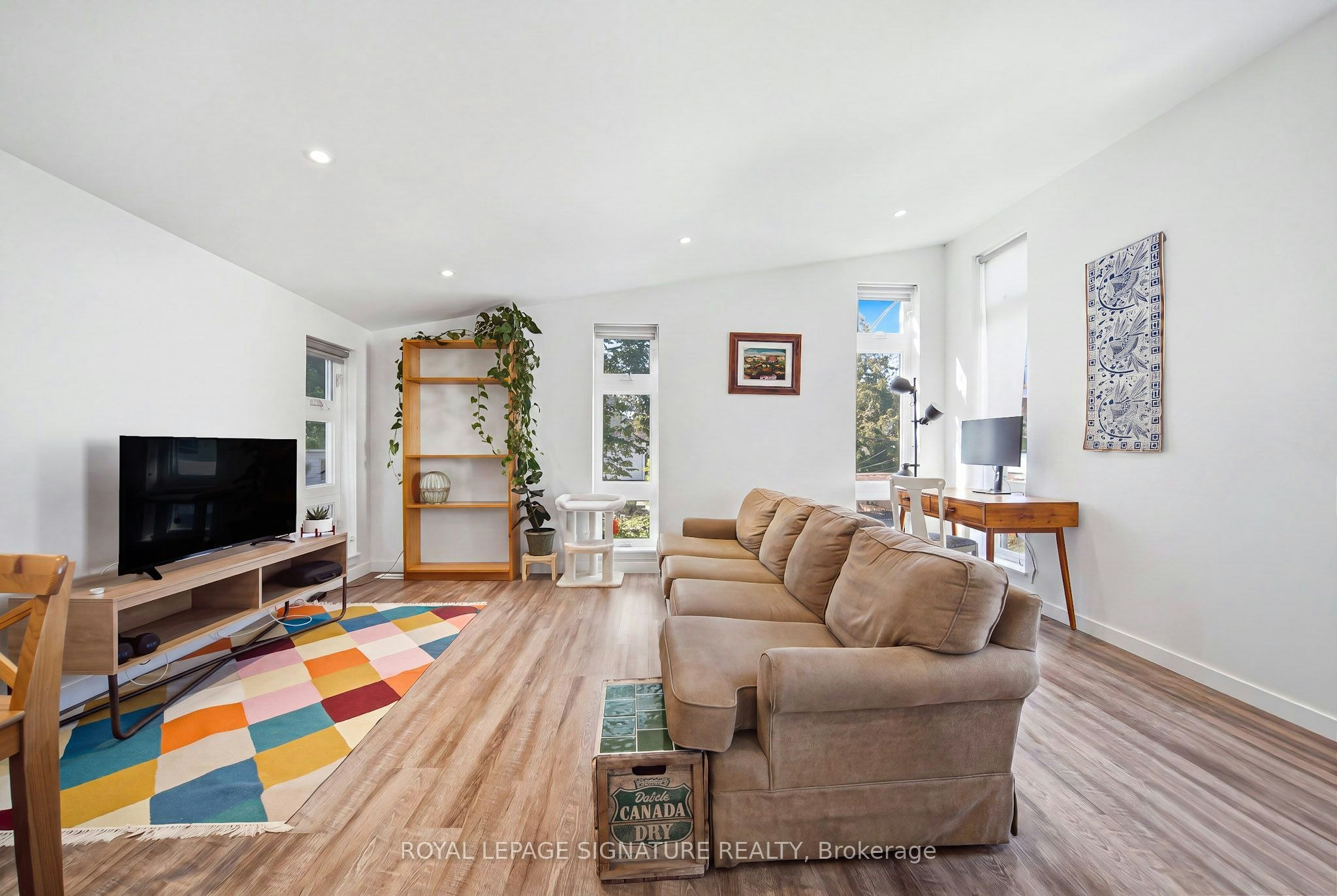 South Unit-389R Leslie Street, Toronto, ON, M4M 3E3 - 2
