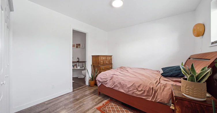 South Unit-389R Leslie Street, Toronto, ON, M4M 3E3 - 8