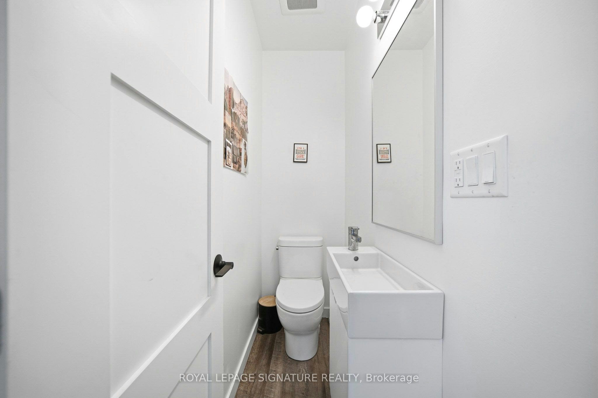 South Unit-389R Leslie Street, Toronto, ON, M4M 3E3 - 7