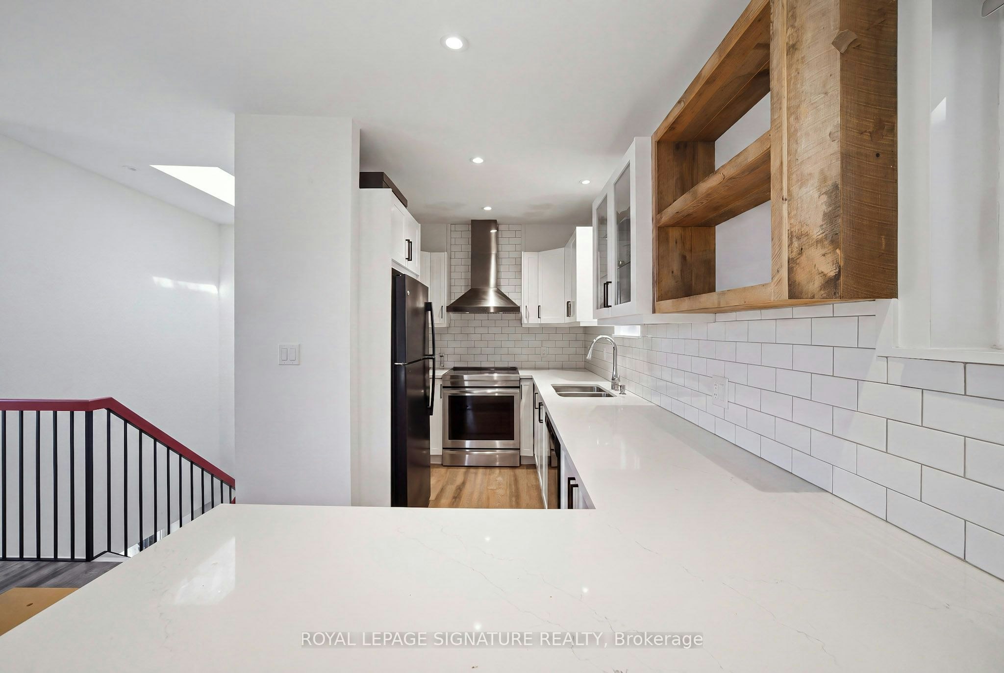 South Unit-389R Leslie Street, Toronto, ON, M4M 3E3 - 6