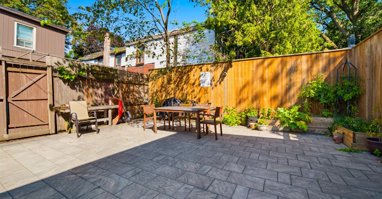 South Unit-389R Leslie Street, Toronto, ON, M4M 3E3 - 17