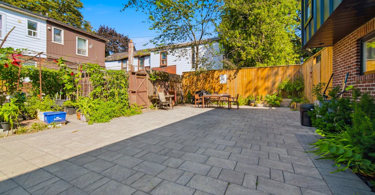 South Unit-389R Leslie Street, Toronto, ON, M4M 3E3 - 18