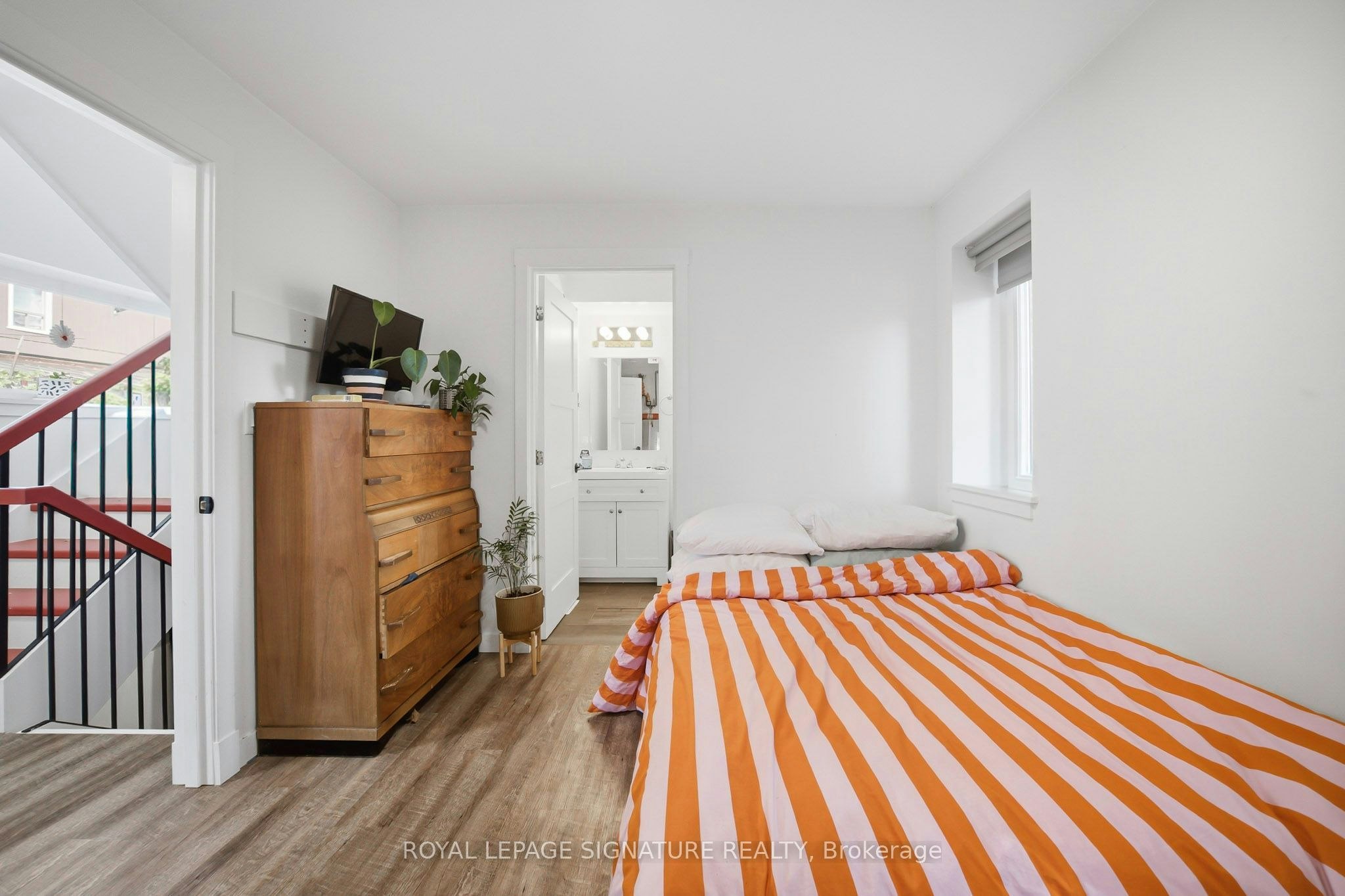 South Unit-389R Leslie Street, Toronto, ON, M4M 3E3 - 12