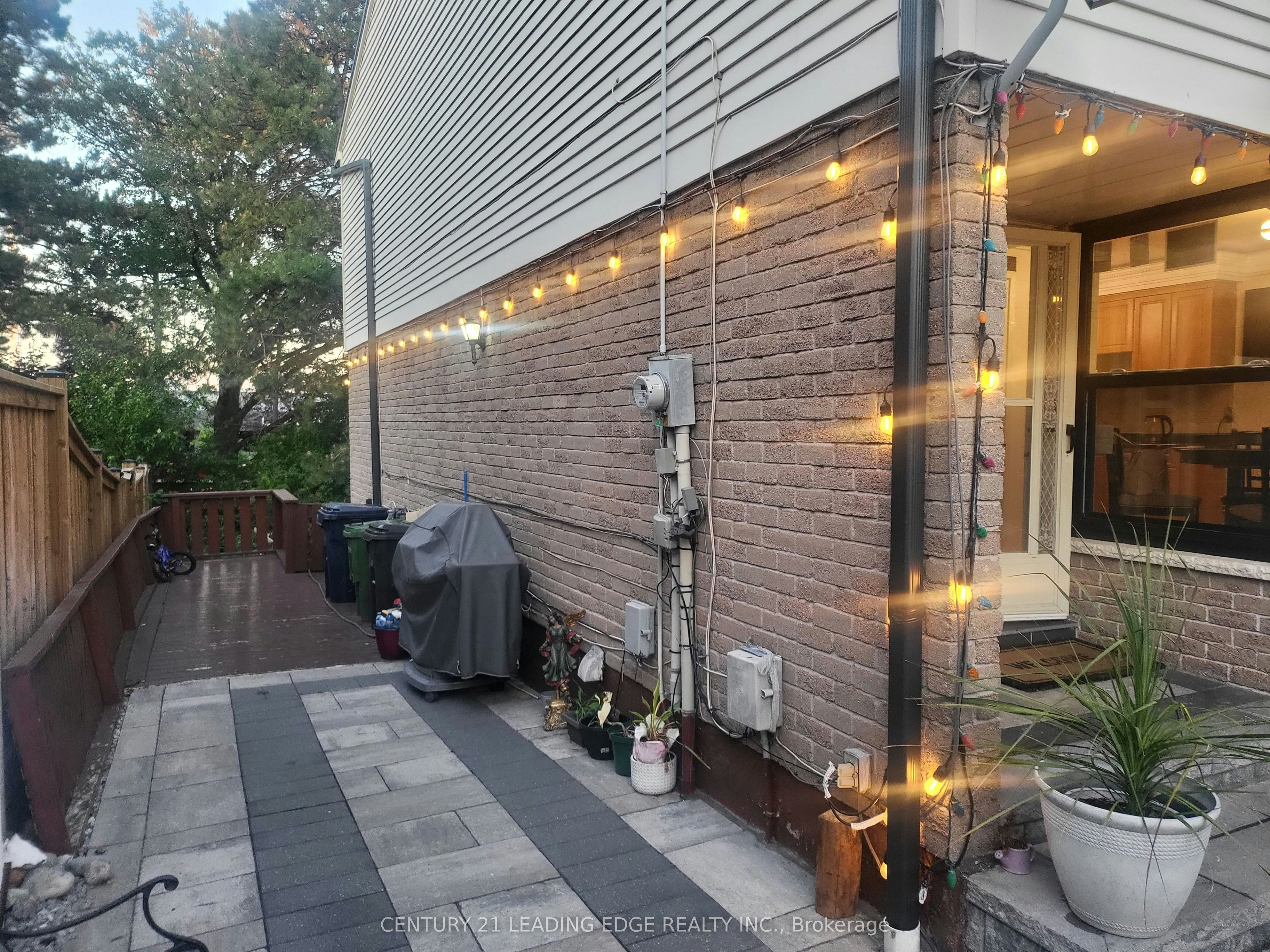 63 Nabob Crescent, Toronto, ON, M1B 2Z1 - 6