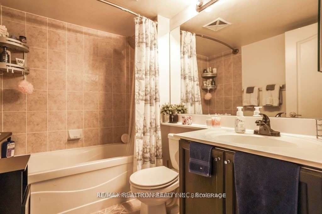 315-60 Town Centre Court, Toronto, ON, M1P 0B1 - 12