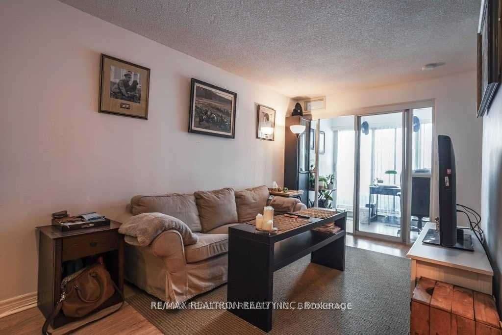 315-60 Town Centre Court, Toronto, ON, M1P 0B1 - 4