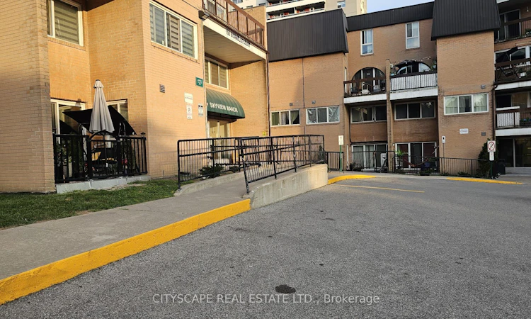 2096-100 Mornelle Court
