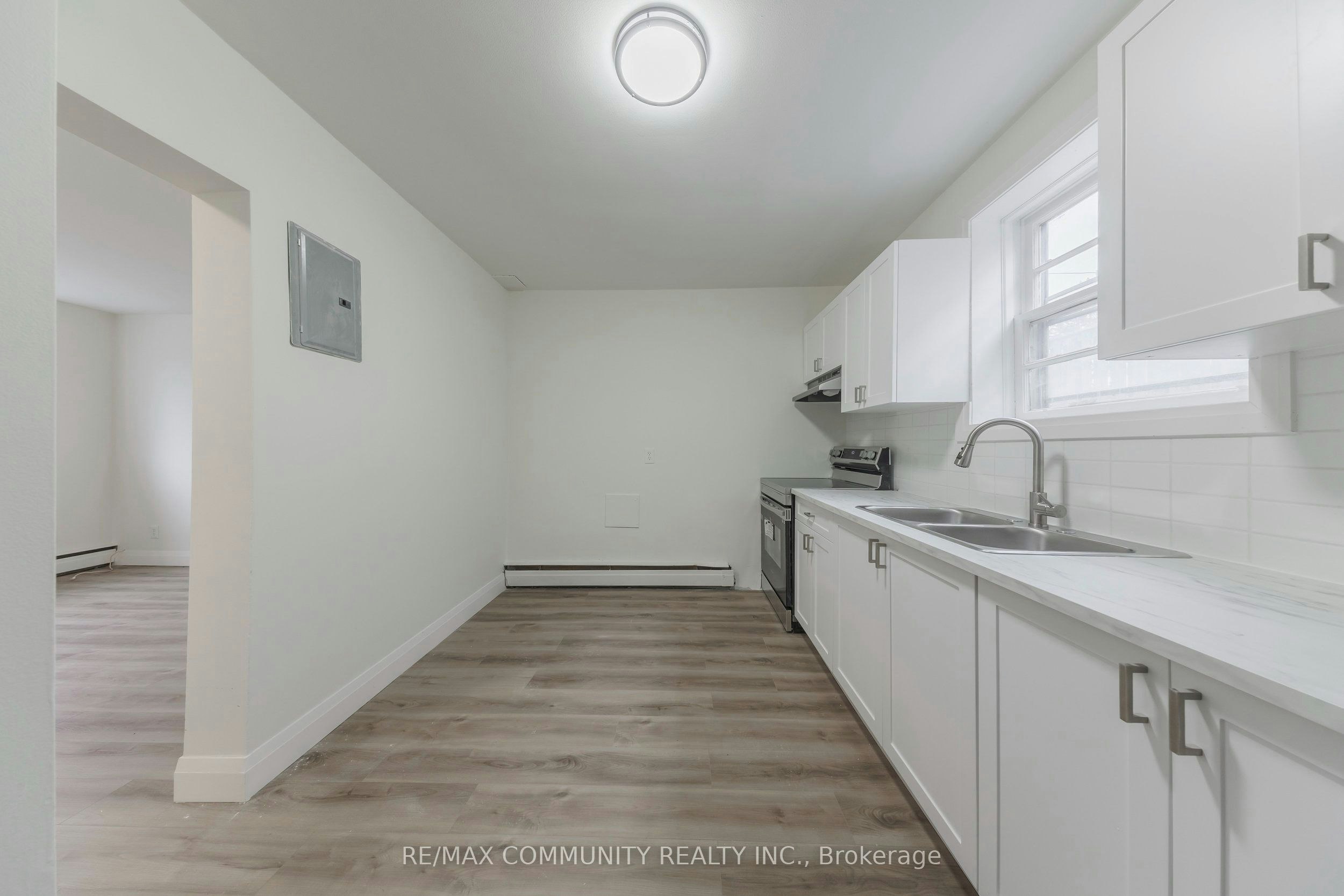 Unit 3-383 Buena Vista Avenue, Oshawa, ON, L1J 2M6 - 9