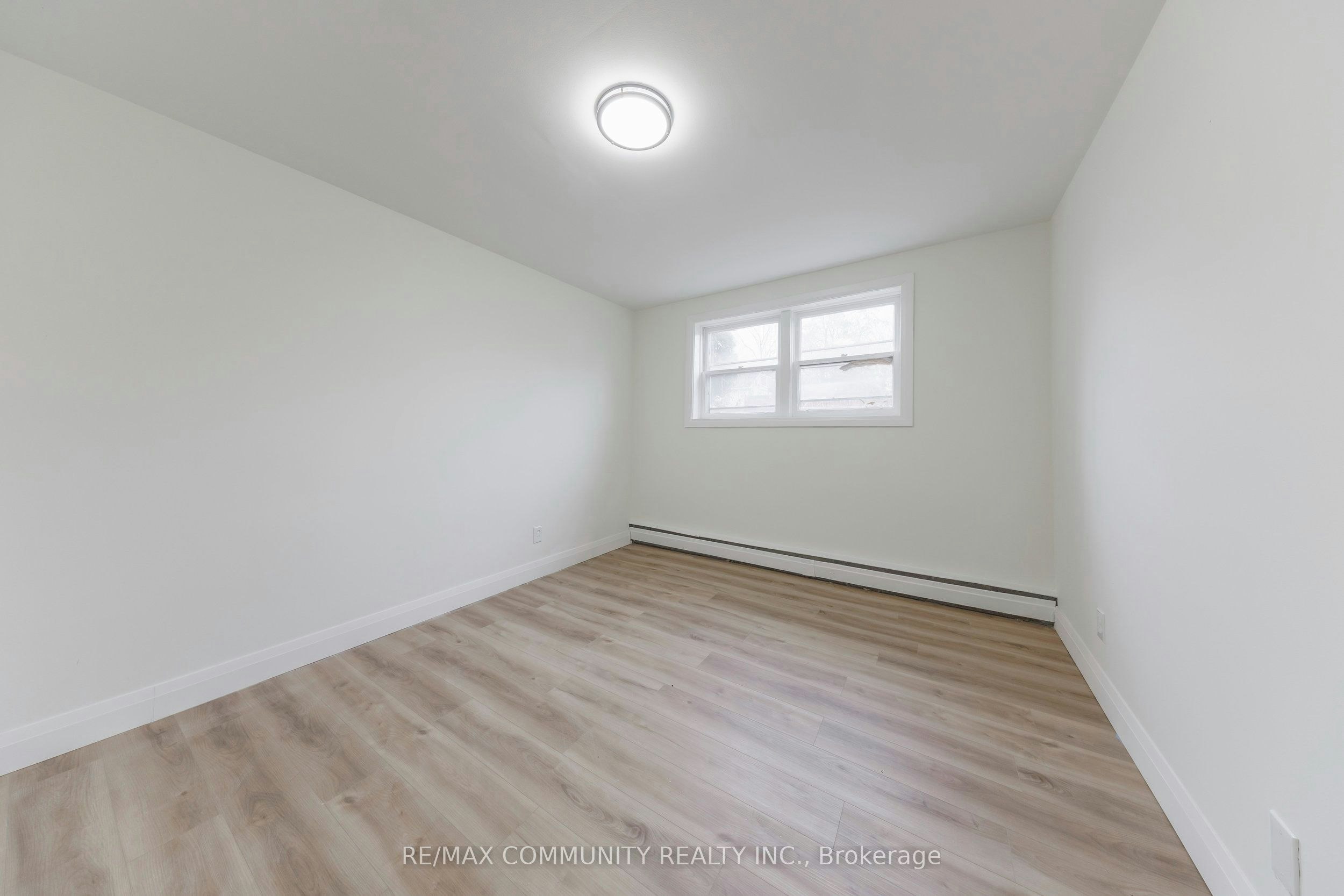 Unit 3-383 Buena Vista Avenue, Oshawa, ON, L1J 2M6 - 11