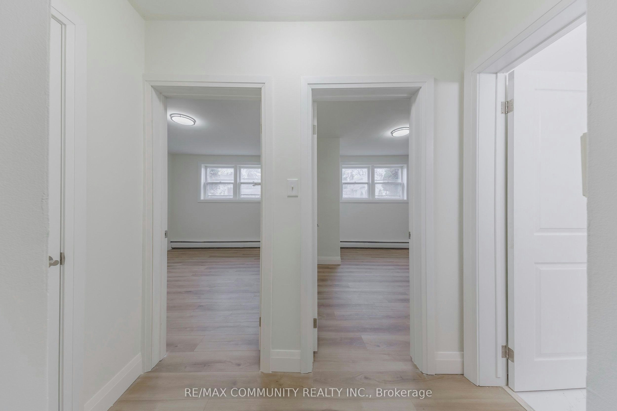 Unit 3-383 Buena Vista Avenue, Oshawa, ON, L1J 2M6 - 14