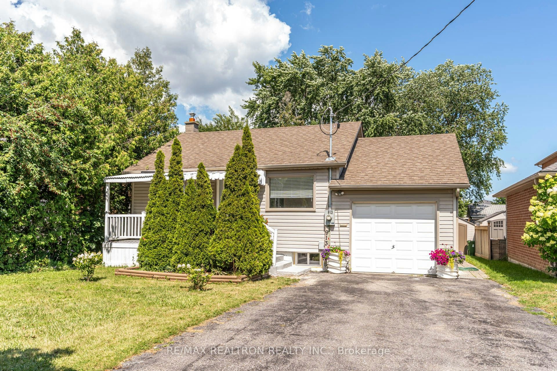 913 Pickering Beach Road, Ajax, ON, L1S 1G3