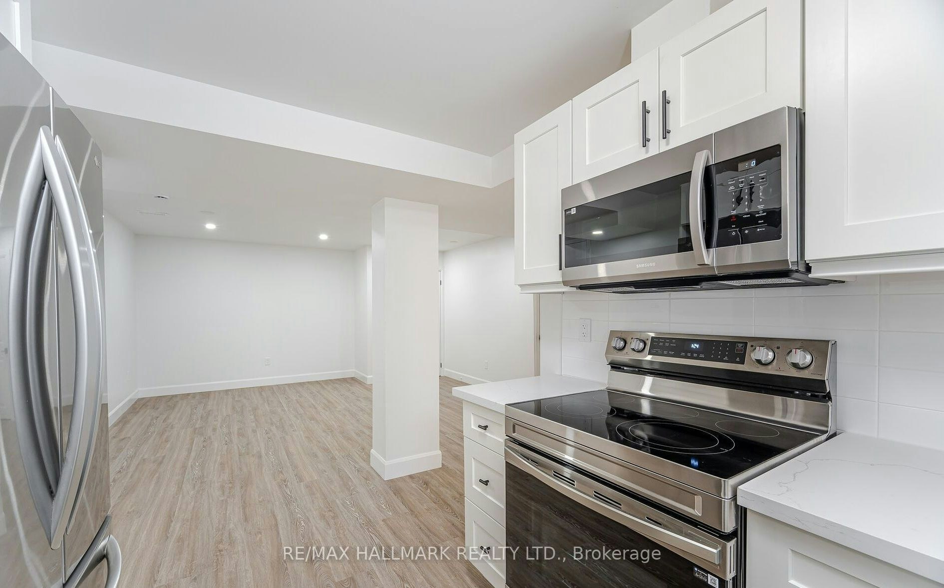 283 Porter Lower Level Street, Oshawa, ON, L1J 1N3