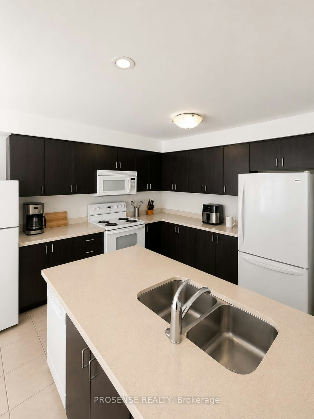 155 Nearna Drive, Oshawa, ON, L1H 7K4 - 4