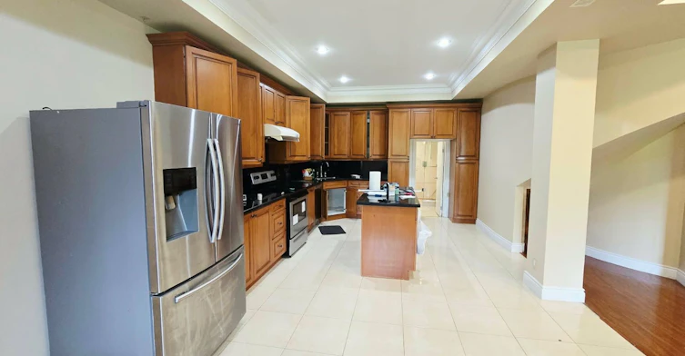 Walkout Bsm-122 Centennial Road, Toronto, ON, M1C 1Z5 - 5